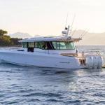 Axopar 45 XC Cross Cabin