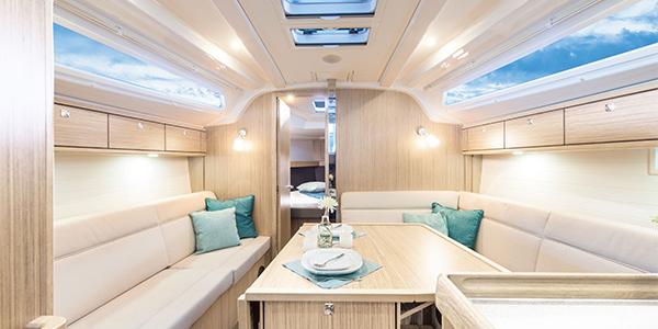 Bavaria Signature Cruiser 37 Saloon