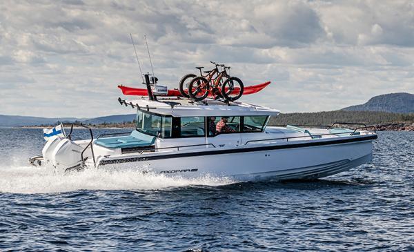 Axopar 37 XC Cross Cabin