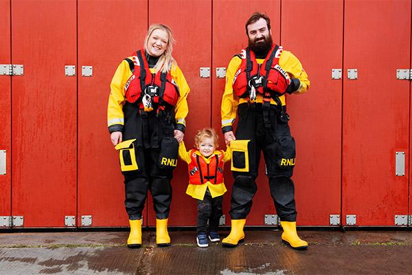 Emily Craven and Thomas McGinn, with their son, Harry