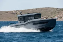 Dromeas D33 SUV