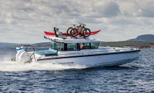 Axopar 37 XC Cross Cabin