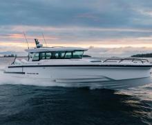 Axopar 38 XC Cross Cabin