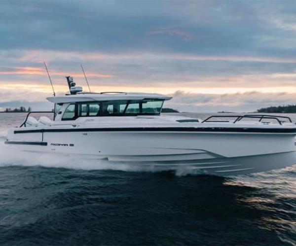 Axopar 38 XC Cross Cabin