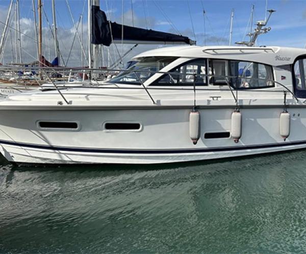 Nimbus 305 Coupe | £254,950.00
